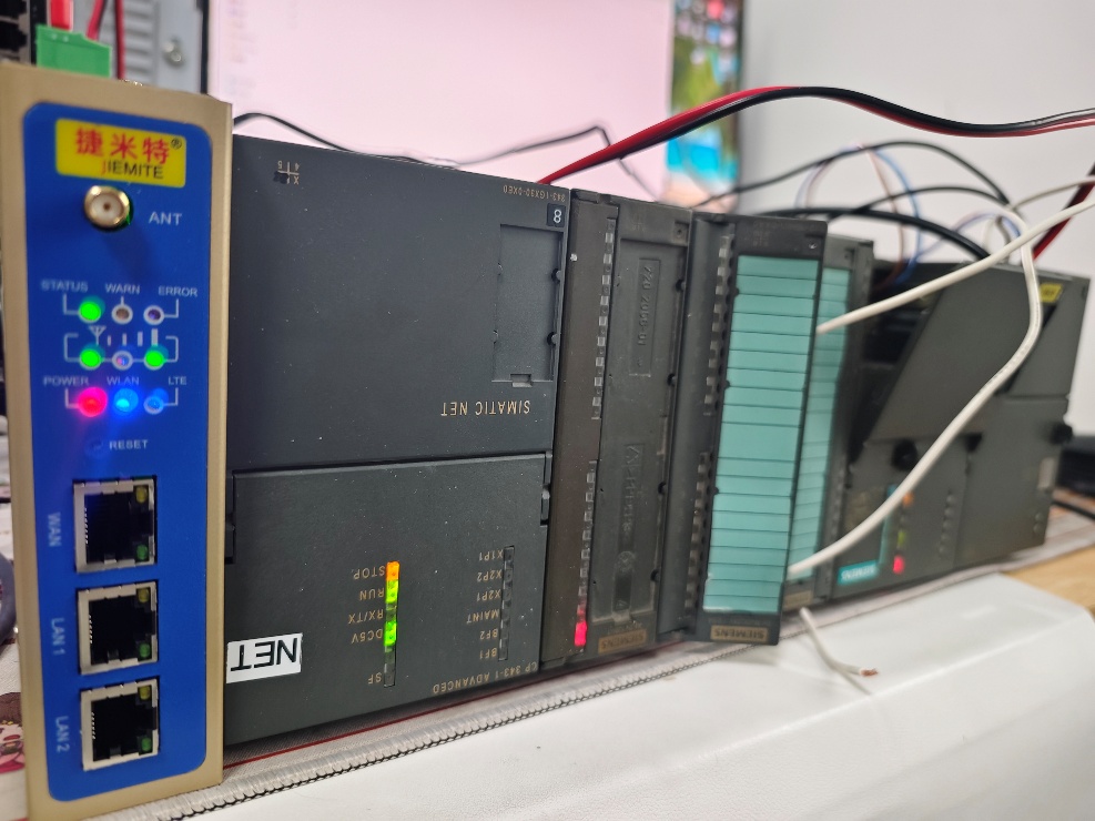 PLC远程控制网关在油井远程监控的应用案例​(图3)