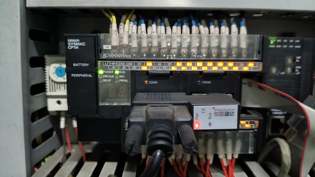 欧姆龙 CP1H PLC 借助以太网模块与上位机编程软件通讯实现 MCGS 触摸屏监控的激光切割应用配置案例(图5)