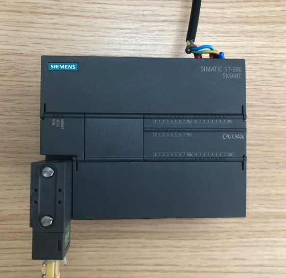 西门子200系列PLC通过以太网模块和西门子触摸屏上位机通讯在充电桩群智能化监控经典应用案例(图3)